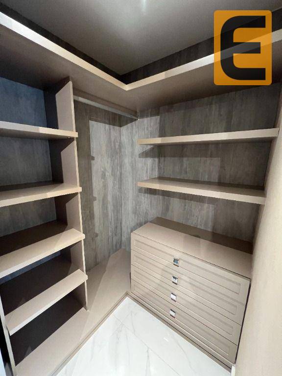 Apartamento à venda com 4 quartos, 220m² - Foto 16