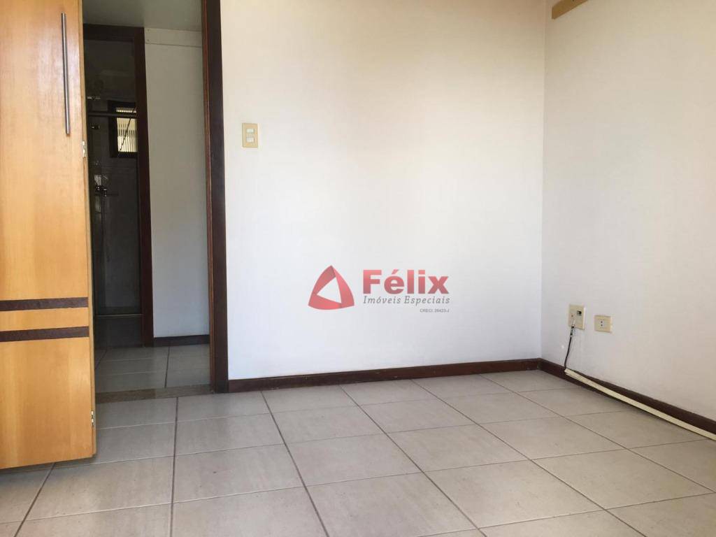 Apartamento à venda com 3 quartos, 90m² - Foto 14