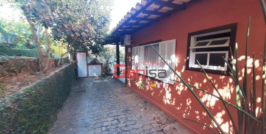 Casa de Condomínio à venda com 4 quartos, 201m² - Foto 4