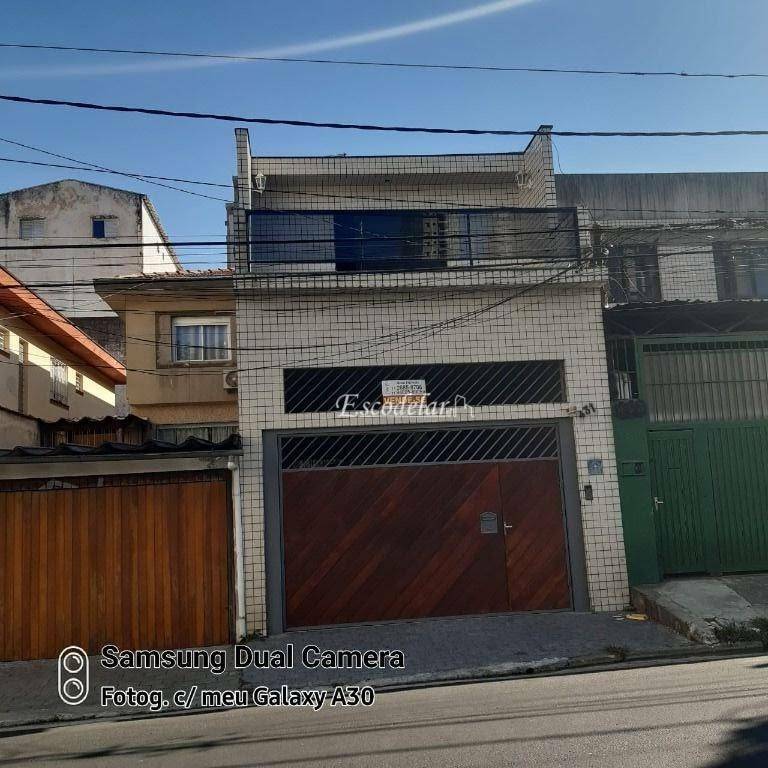 Sobrado à venda com 4 quartos, 250m² - Foto 1