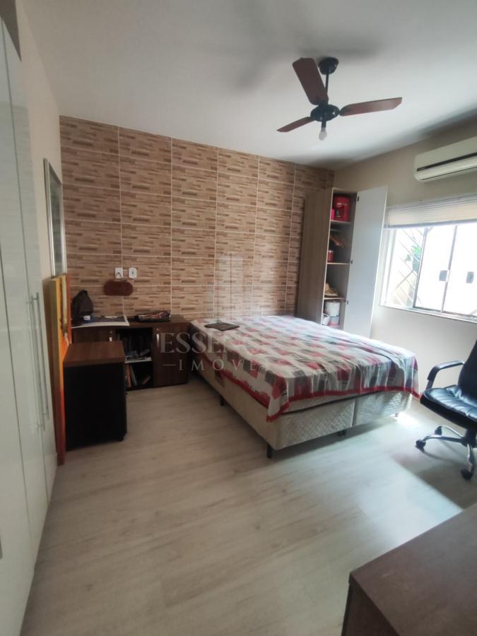 Casa à venda com 2 quartos, 150m² - Foto 21