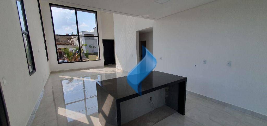 Casa de Condomínio à venda com 3 quartos, 170m² - Foto 2