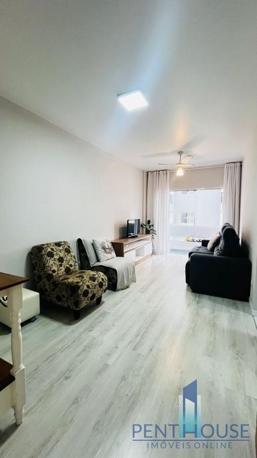 Apartamento à venda com 3 quartos, 110m² - Foto 1