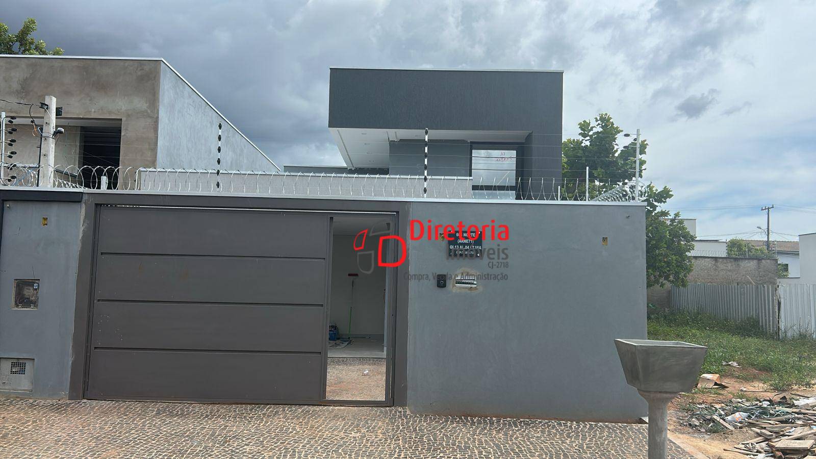 Casa, 3 quartos, 98 m² - Foto 1