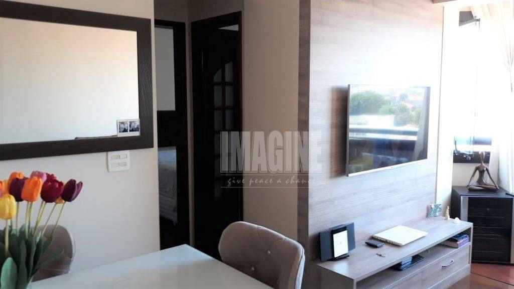 Apartamento à venda com 2 quartos, 54m² - Foto 2