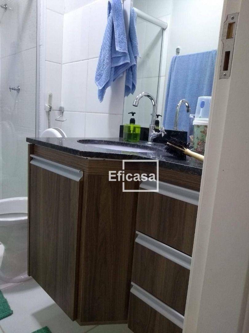 Apartamento à venda com 2 quartos, 75m² - Foto 13