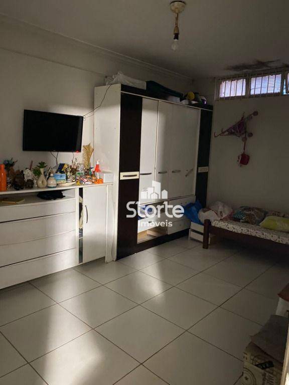 Casa à venda com 2 quartos, 96m² - Foto 5