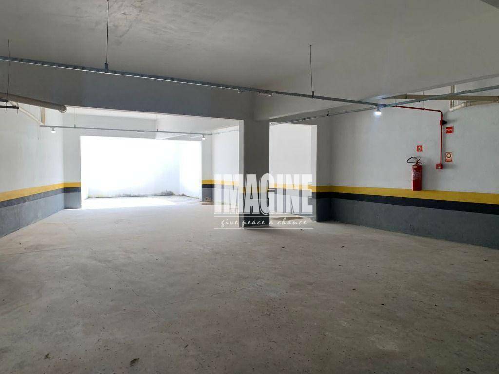 Apartamento à venda com 2 quartos, 37m² - Foto 18