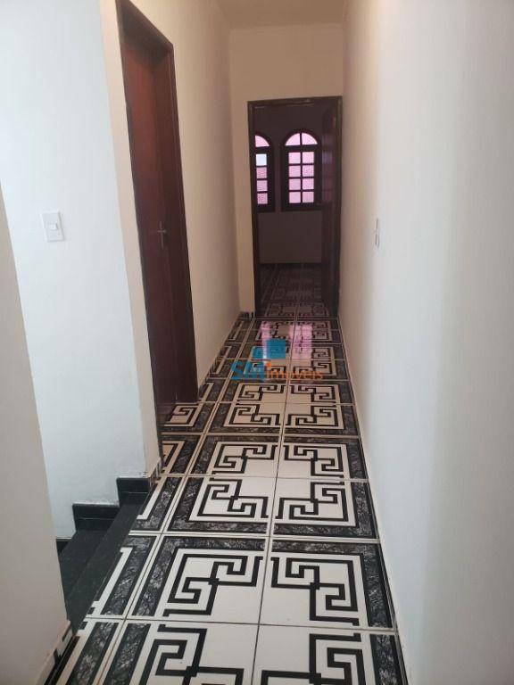 Sobrado à venda com 5 quartos, 220m² - Foto 29