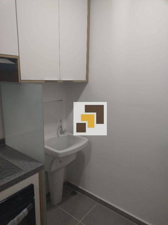 Apartamento à venda com 2 quartos, 40m² - Foto 8