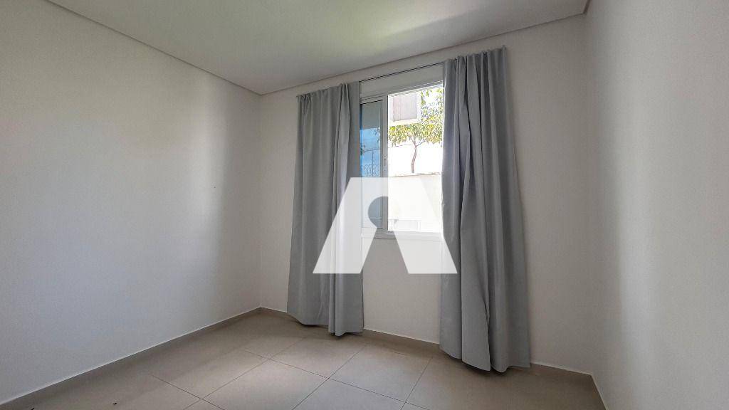 Apartamento para alugar com 3 quartos, 80m² - Foto 6