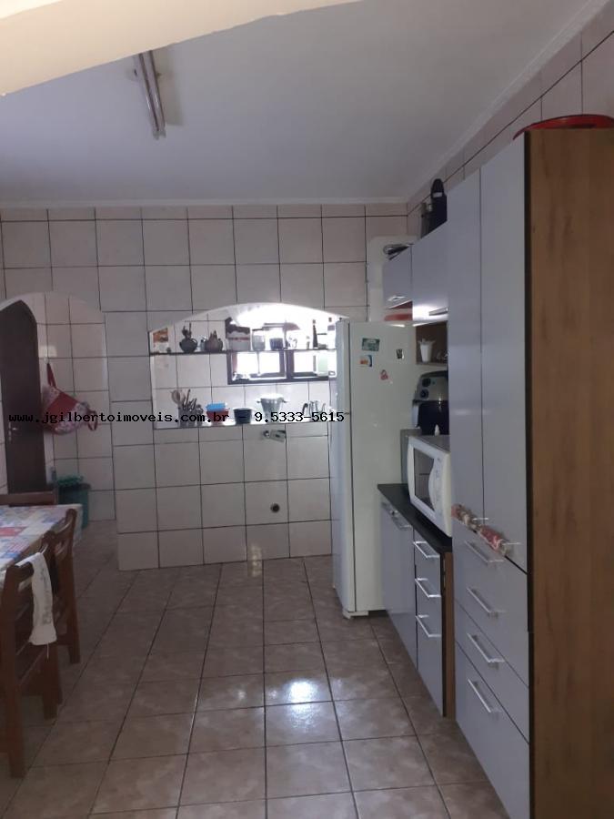 Casa à venda com 3 quartos, 162m² - Foto 21