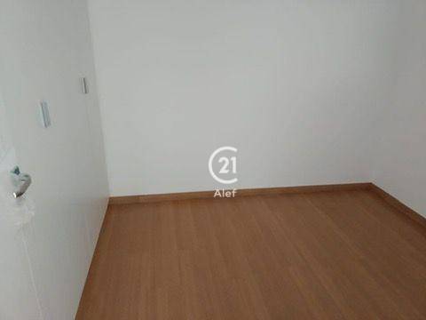 Apartamento para alugar com 2 quartos, 64m² - Foto 8