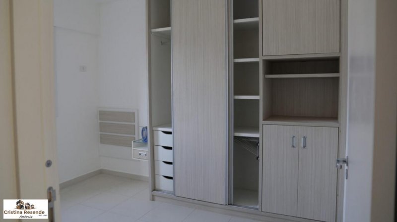 Apartamento à venda com 2 quartos, 77m² - Foto 12