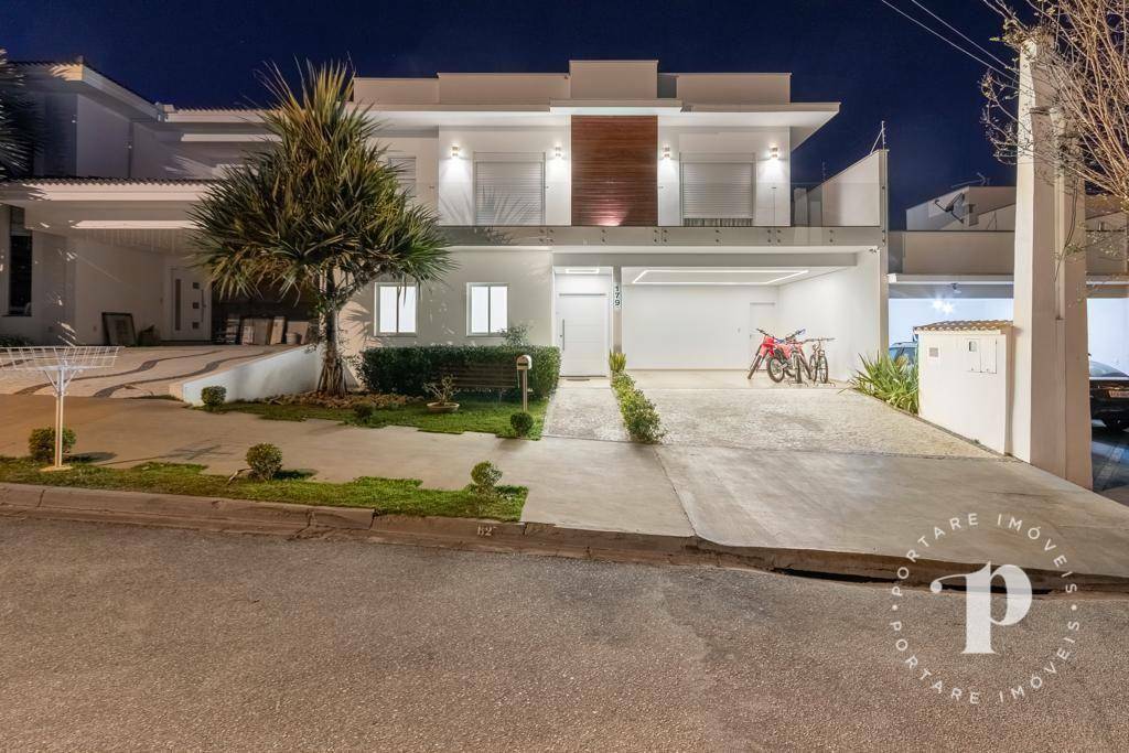 Casa de Condomínio à venda com 3 quartos, 415m² - Foto 3