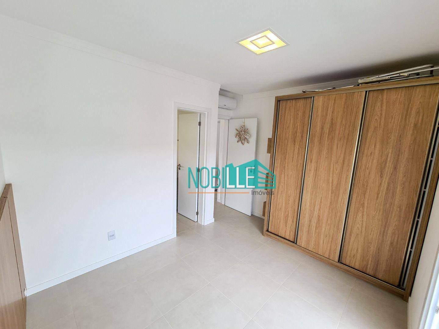 Apartamento à venda com 2 quartos, 77m² - Foto 30