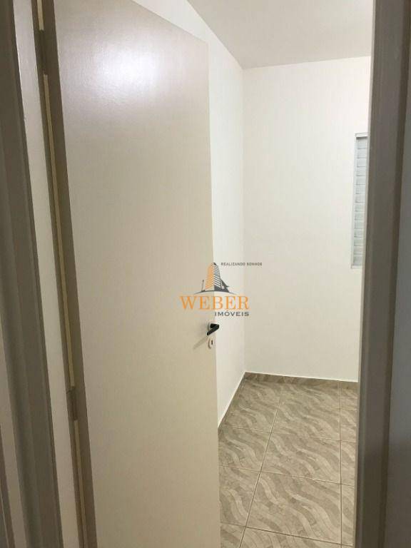 Apartamento à venda com 2 quartos, 45m² - Foto 2
