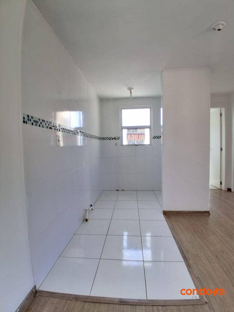 Apartamento para alugar com 2 quartos, 42m² - Foto 2