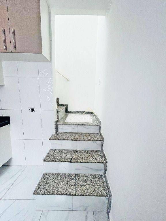 Cobertura à venda com 2 quartos, 96m² - Foto 4