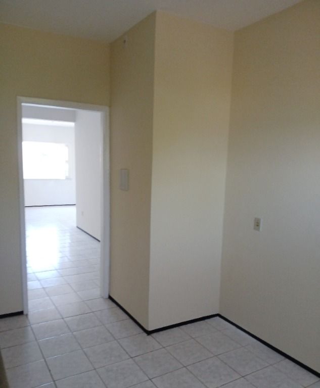 Casa para alugar com 2 quartos, 150m² - Foto 17