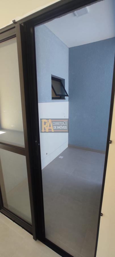 Casa à venda com 2 quartos, 114m² - Foto 9