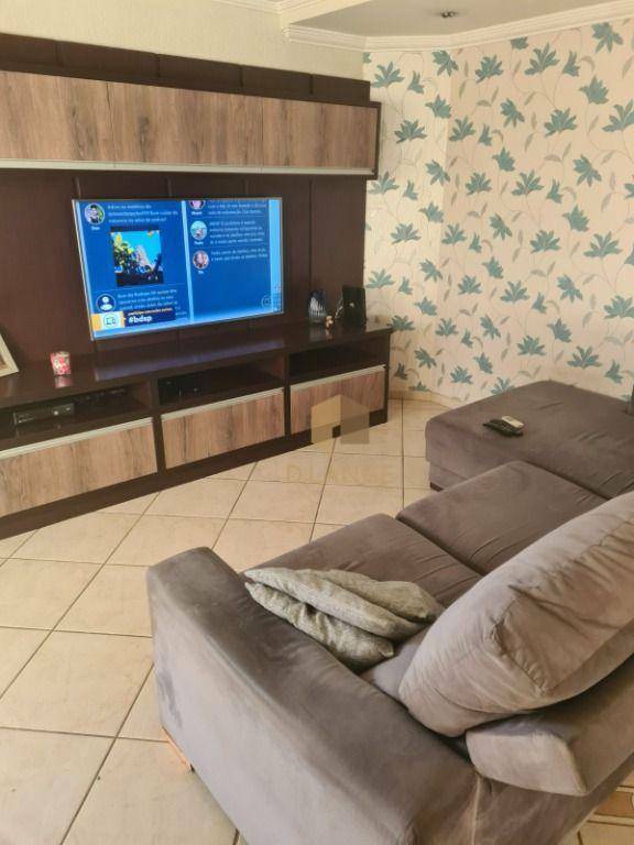 Casa de Condomínio à venda com 3 quartos, 170m² - Foto 2