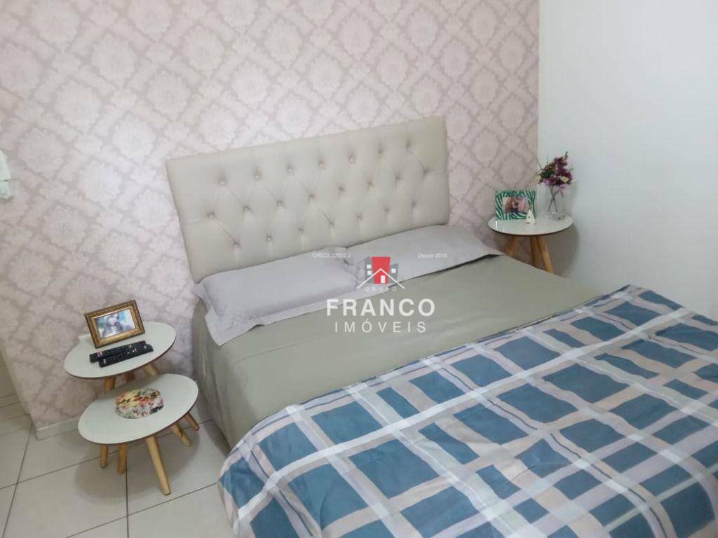 Apartamento à venda com 2 quartos, 77m² - Foto 12