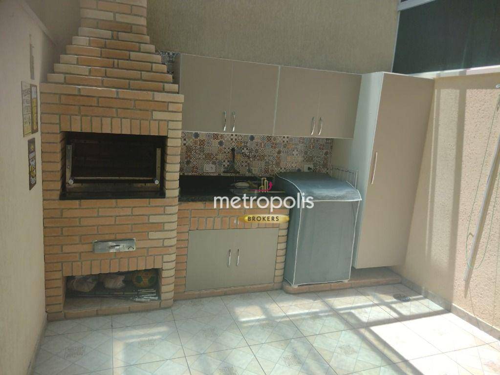 Sobrado à venda com 3 quartos, 120m² - Foto 1