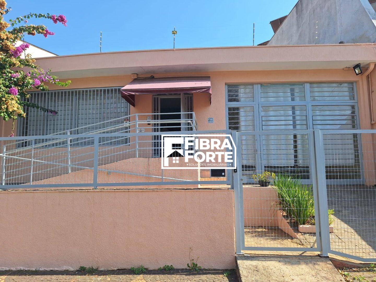 Casa, 5 quartos, 237 m² - Foto 1