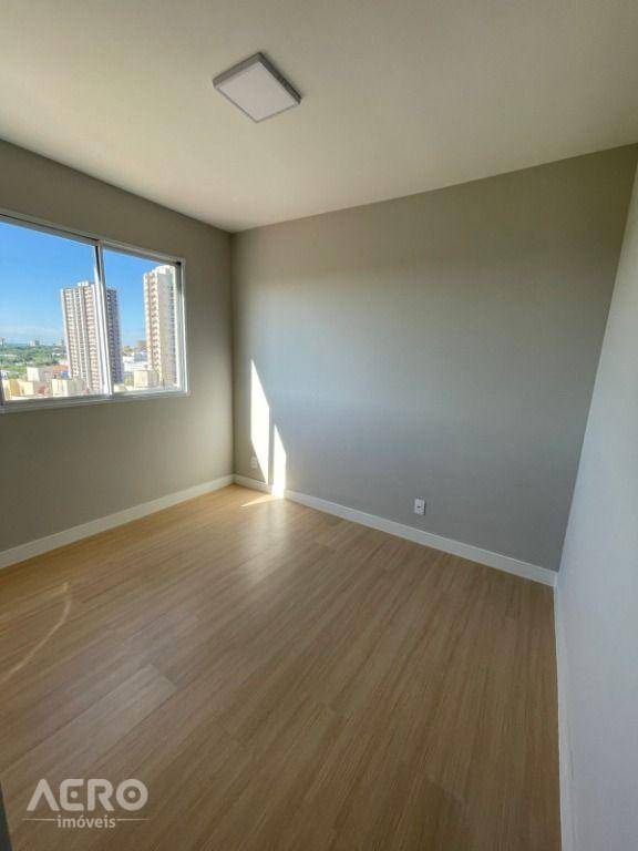 Apartamento à venda com 2 quartos, 50m² - Foto 1