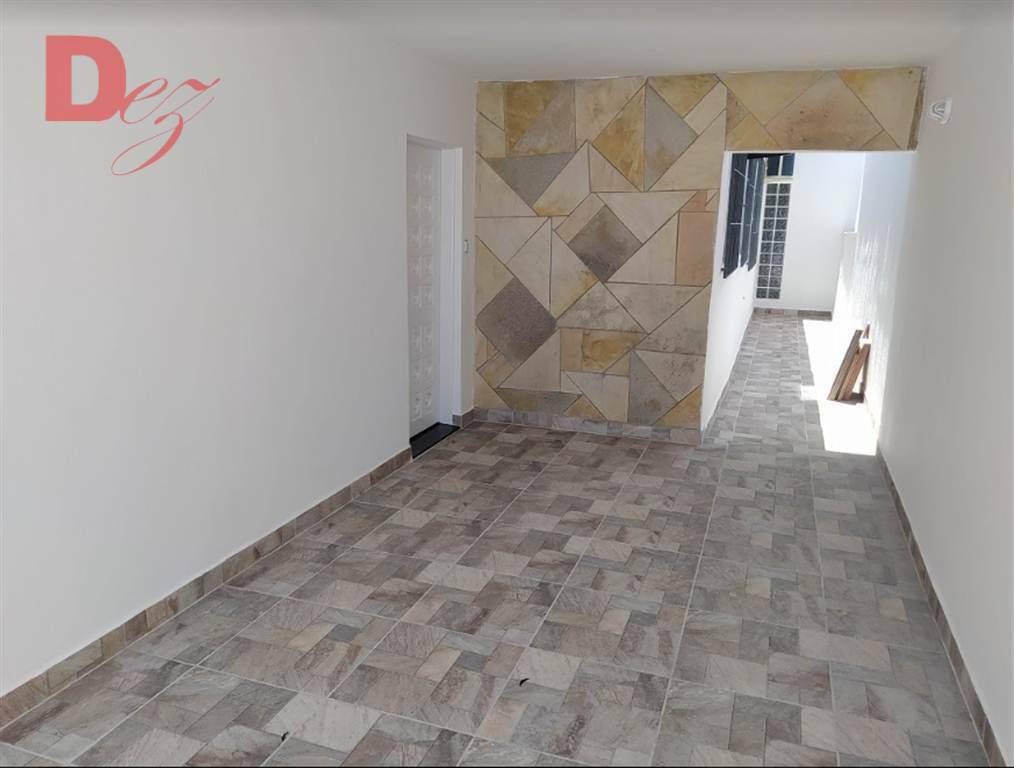 Casa à venda com 4 quartos, 151m² - Foto 4