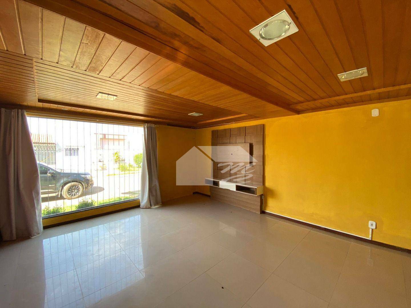 Casa à venda com 4 quartos, 250m² - Foto 5