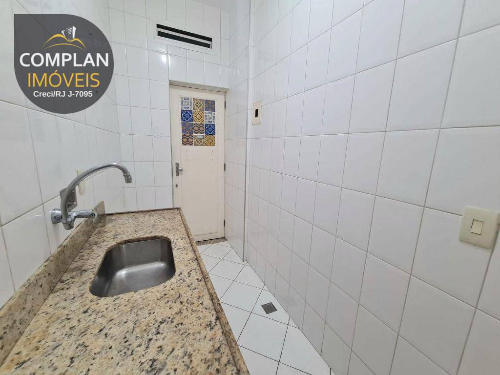 Apartamento à venda com 1 quarto, 50m² - Foto 29