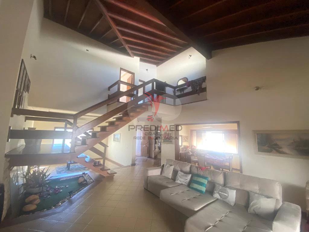 Casa à venda com 2 quartos, 329m² - Foto 9