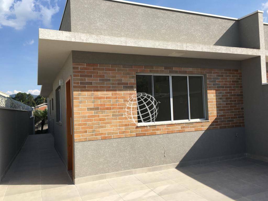 Casa à venda com 3 quartos, 122m² - Foto 2