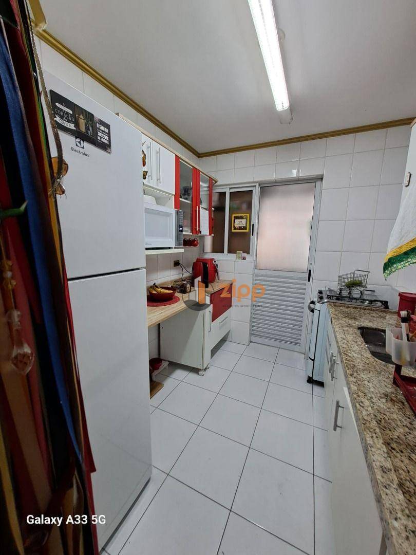 Apartamento à venda com 2 quartos, 63m² - Foto 16