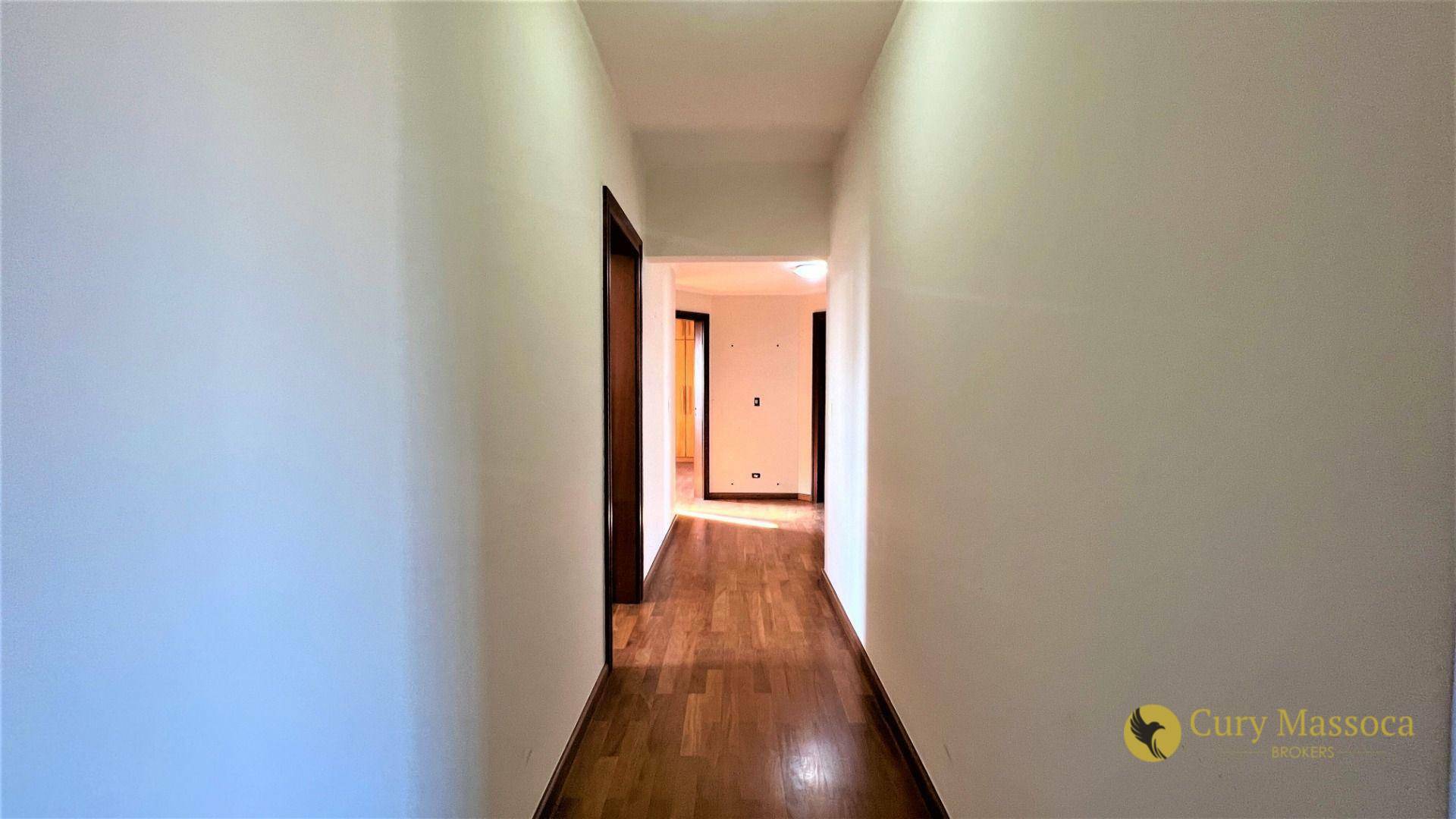 Apartamento para alugar com 4 quartos, 247m² - Foto 12