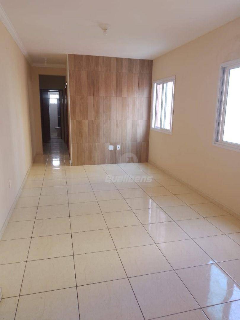 Apartamento para alugar com 2 quartos, 75m² - Foto 1