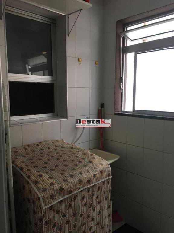 Apartamento à venda com 2 quartos, 65m² - Foto 7