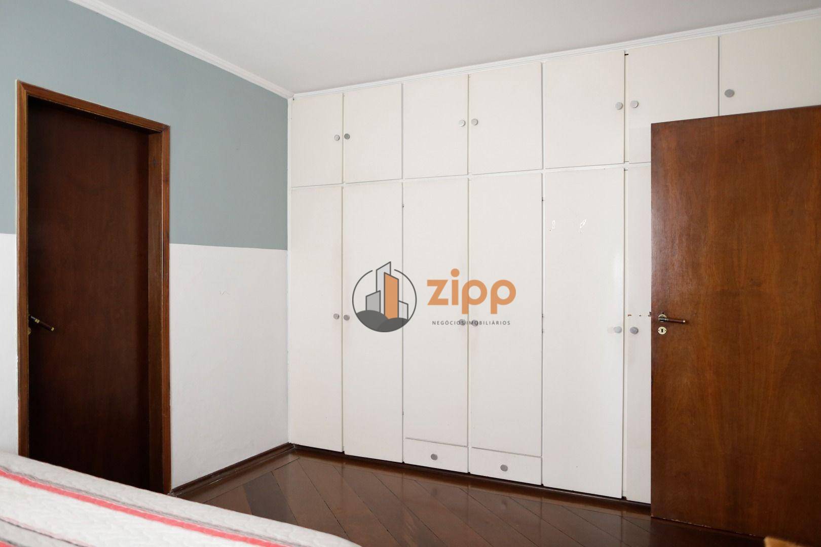 Sobrado à venda com 3 quartos, 180m² - Foto 35