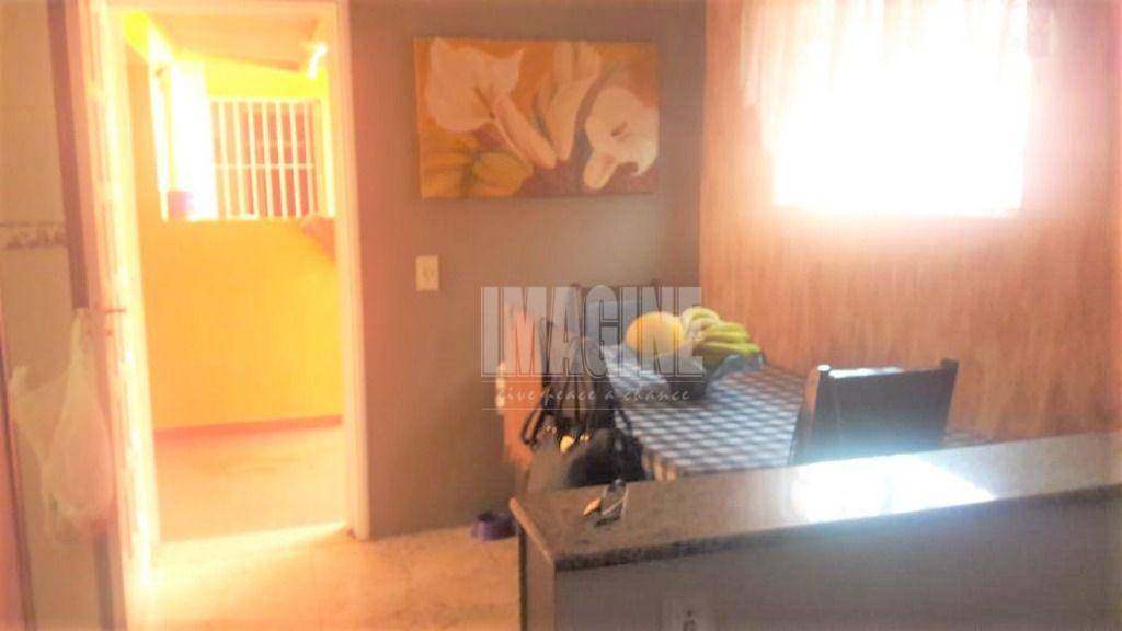 Sobrado à venda com 3 quartos, 150m² - Foto 5