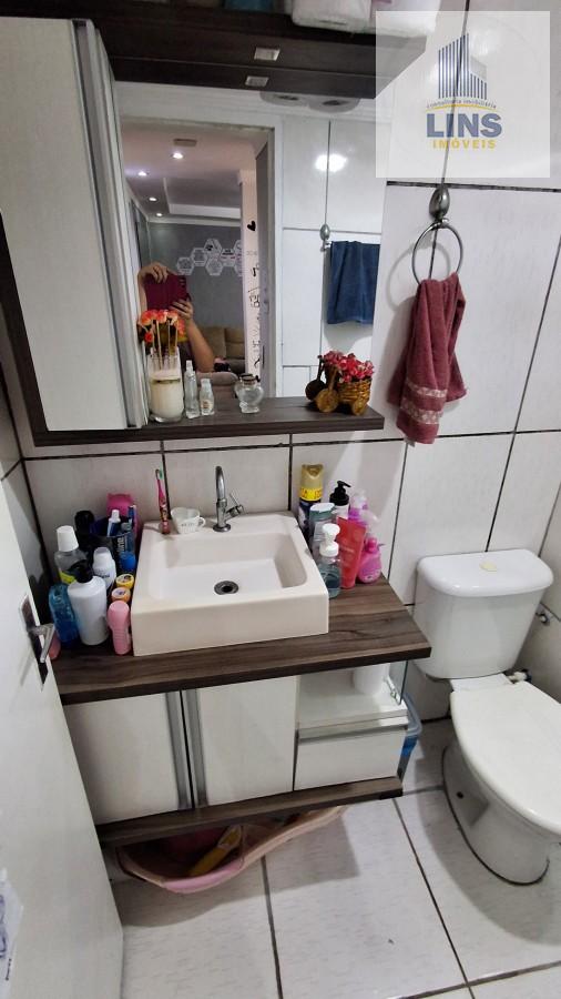 Apartamento à venda com 2 quartos, 48m² - Foto 2
