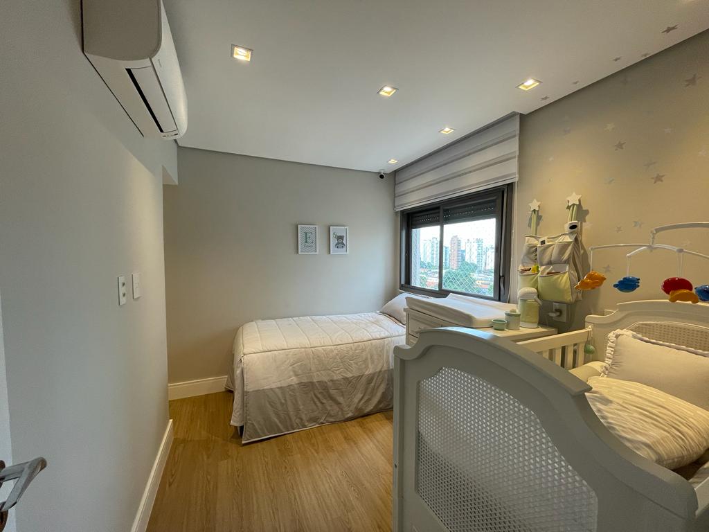 Apartamento à venda com 3 quartos, 137m² - Foto 17