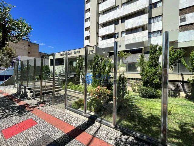 Apartamento à venda com 3 quartos, 156m² - Foto 1