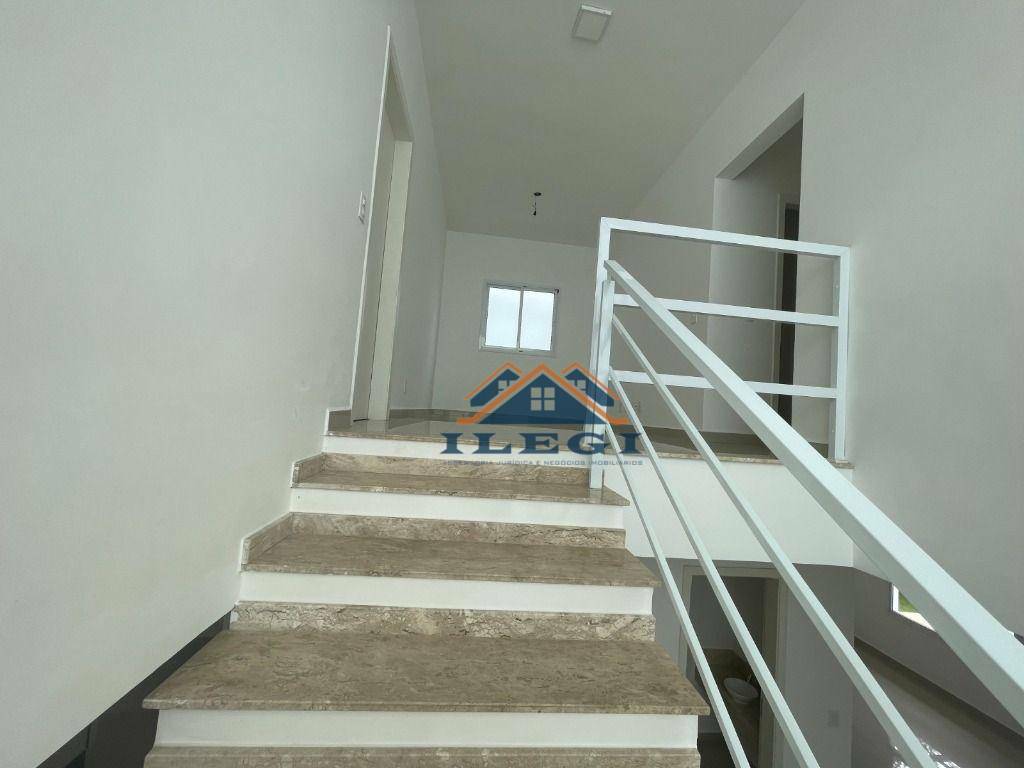 Casa de Condomínio à venda com 3 quartos, 206m² - Foto 12