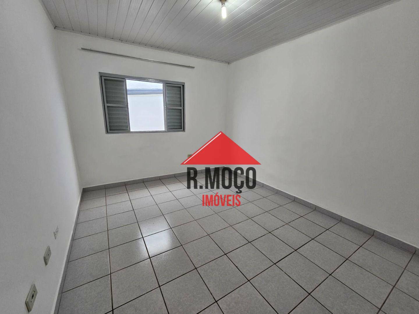 Casa à venda com 2 quartos, 235m² - Foto 13