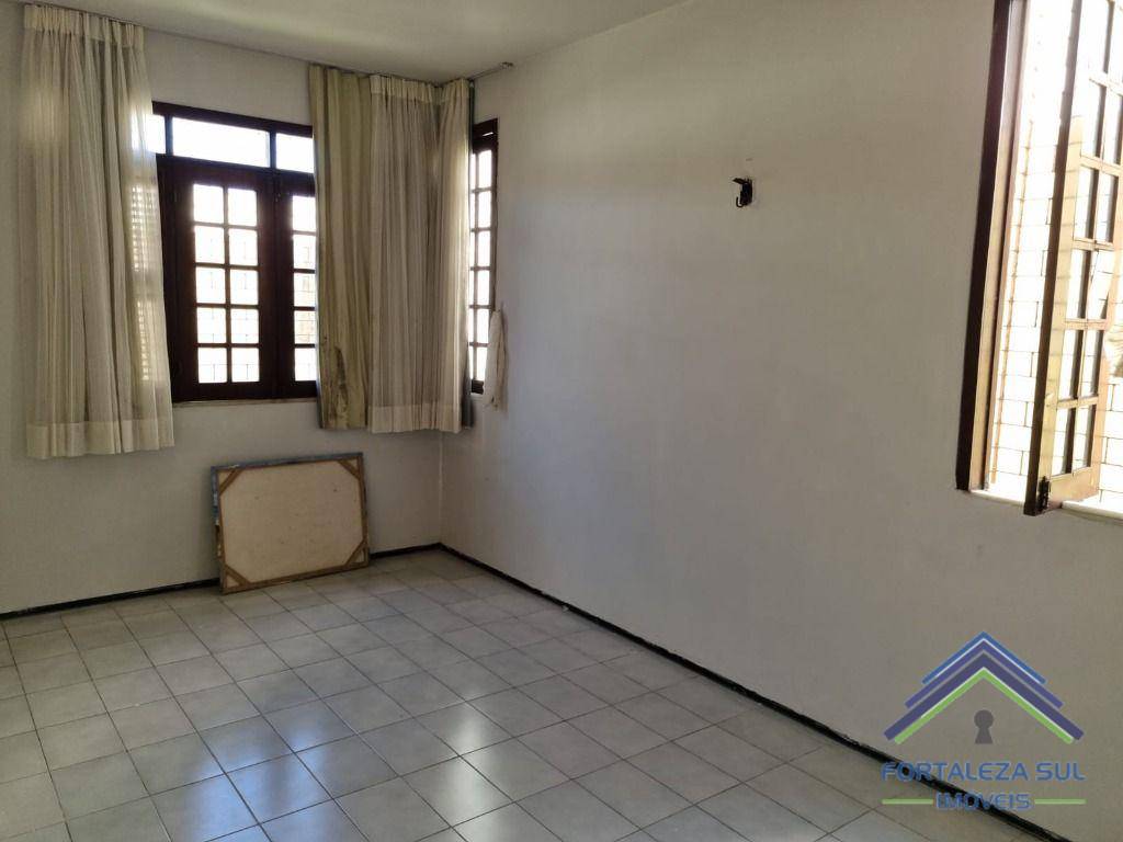 Casa à venda com 4 quartos, 281m² - Foto 23