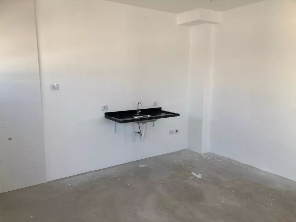 Apartamento à venda com 1 quarto, 32m² - Foto 4