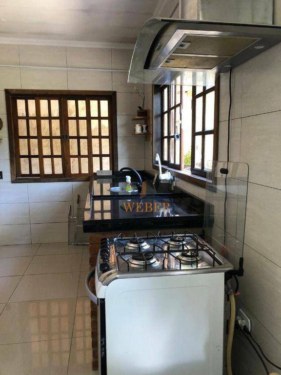 Casa de Condomínio à venda e aluguel com 3 quartos, 340m² - Foto 21