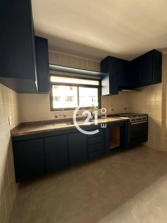 Apartamento à venda com 3 quartos, 150m² - Foto 14